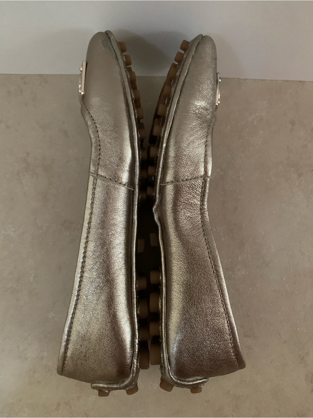 Coach Vernon Soft Metallic Leather Ballet Flat Turnlock Hardware Loafers 6B - Picture 4 of 6